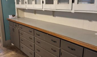 701 MAPLE St, Atlantic, IA 50022