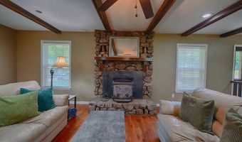 1 Ivy Cir, Arkadelphia, AR 71923