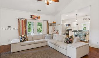 15 Palmetto Beach Dr, Bluffton, SC 29910