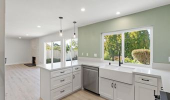 3579 Twilight Ln, Oceanside, CA 92056