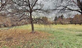 12925 Prairiewood Dr, Aberdeen, SD 57401