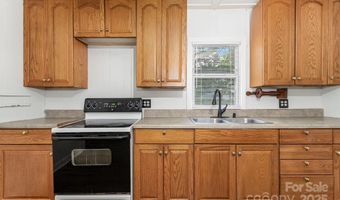 1224 Hollywood Ter, Albemarle, NC 28001