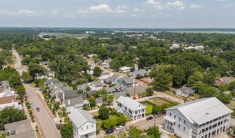 706 Bladen St, Beaufort, SC 29902