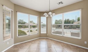 3220 E GLENEAGLE Dr, Chandler, AZ 85249