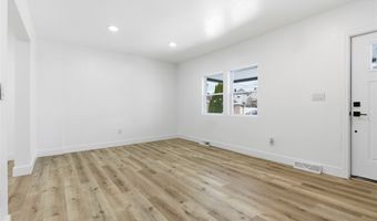 1227 Mcminn St, Aliquippa, PA 15001