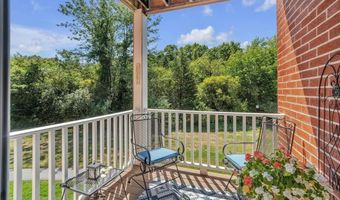 22 Dailey St G, Attleboro, MA 02703
