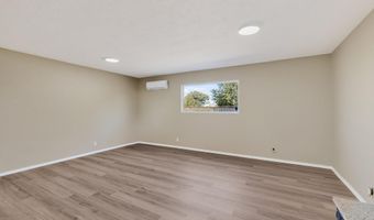 1135 Lillie Dr, Bosque Farms, NM 87068