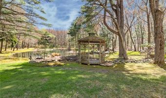 1340 Waterford Dr, East Greenwich, RI 02818