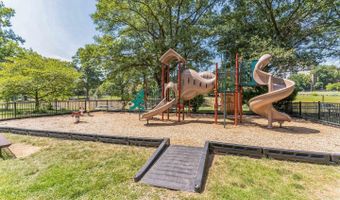 1011 ARLINGTON Blvd, Arlington, VA 22209