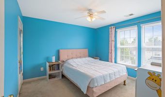 20400 CHARTER OAK Dr, Ashburn, VA 20147