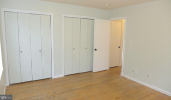 93 GREAT LAKE Dr, Annapolis, MD 21403