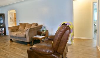 159 N Canfield Niles Rd, Austintown, OH 44515