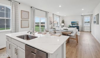 6 Dahlia Ct, Bayville, NJ 08721