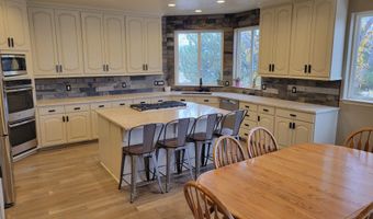 2428 W SILVERPOINT Way S, Bluffdale, UT 84065