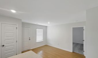 17759 Tipper Ln, Athens, AL 35611