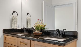 123 Fox Hall Dr, Amherst, VA 24521