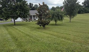 932 Sewell Dr, Albany, KY 42602