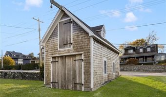 39 Walcott Ave, Jamestown, RI 02835