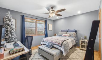 814 SE Uehlamar Dr, Ankeny, IA 50021