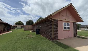 202 Redbud Dr, Anadarko, OK 73005