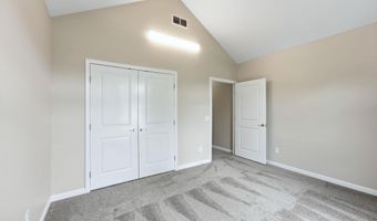 517 Williamson Cir, Angola, IN 46703
