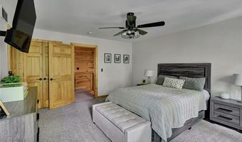 5257 Brookshire Dr, Almont, MI 48003