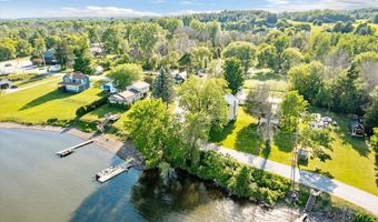 321 E Alburgh Rd, Alburgh, VT 05440