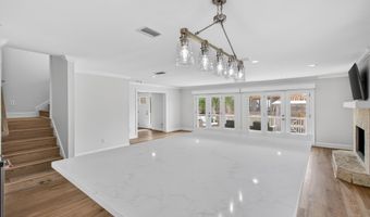 1766 BEACH Ave, Atlantic Beach, FL 32233