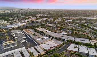 5376 Fairview Blvd 209, Los Angeles, CA 90056