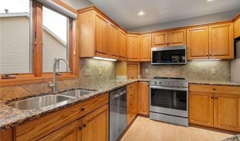 1511 16th Ave SW, Austin, MN 55912