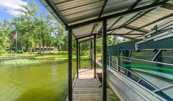 668 Lake Front Dr, Abbeville, AL 36310