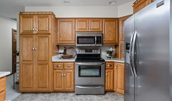 839 Deerfield Rd, Anderson, IN 46012