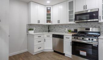 9537 Lydell Dr, Affton, MO 63123