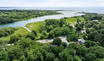 264 Boston Neck Rd, Narragansett, RI 02882