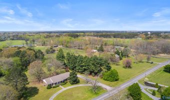 2072 Walnut St, Albertville, AL 35950