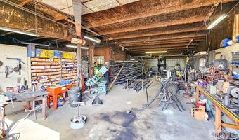 331 N Idaho St, Arco, ID 83213