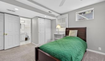8105 Wycliffe Dr, Anderson Twp., OH 45244