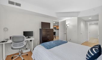 2220 FAIRFAX Dr 707, Arlington, VA 22201