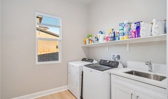 12961 Davona Dl, Apple Valley, CA 92308