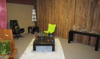 1332 COMMERCIAL St, Astoria, OR 97103