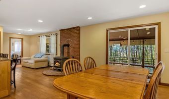 42274 ZIAK GNAT CREEK Ln, Astoria, OR 97103