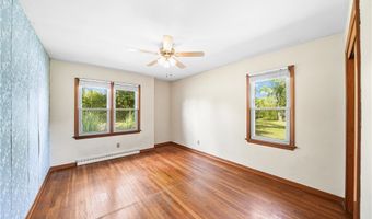 982 W Garfield Rd, Aurora, OH 44202