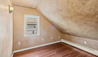 13 Sand St, Albany, NY 12209