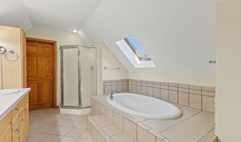 20 Brandywine Cir, Auburn, ME 04210