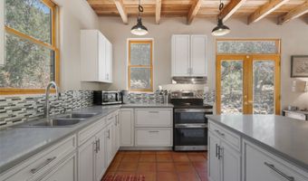 595 A CR 198, Canones, NM 87516