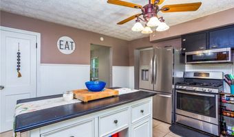 688 Saunders Hollow Rd, Barboursville, WV 25504