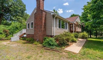787 Woodlawn Trl, Appomattox, VA 24522