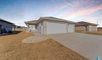2316 E Tinley St, Brandon, SD 57005