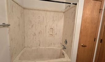 2782 Maitland Dr, Ann Arbor, MI 48105