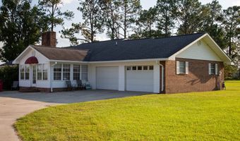2115 Blackshear Hwy, Baxley, GA 31513